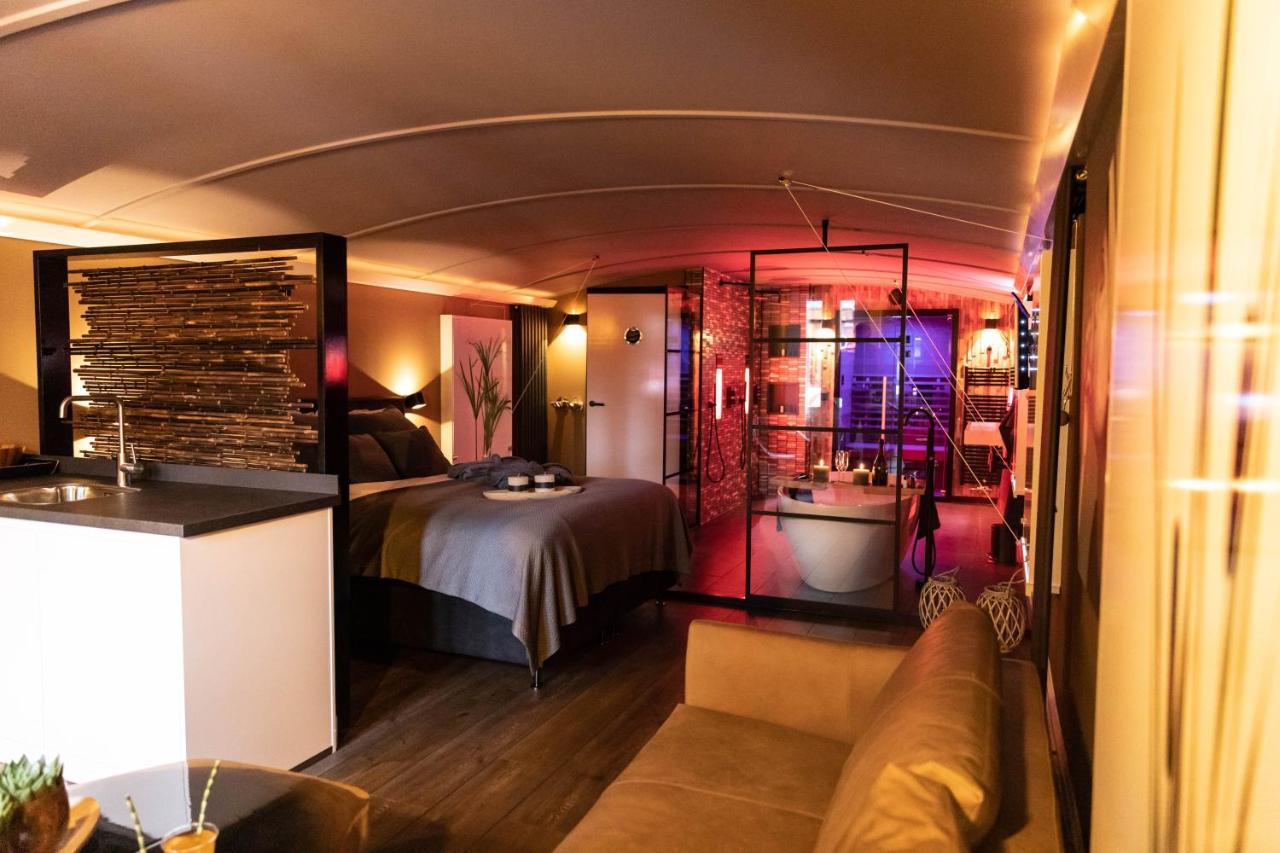 Wellnessboat De Michiel De Ruyter Hotell Groningen Eksteriør bilde